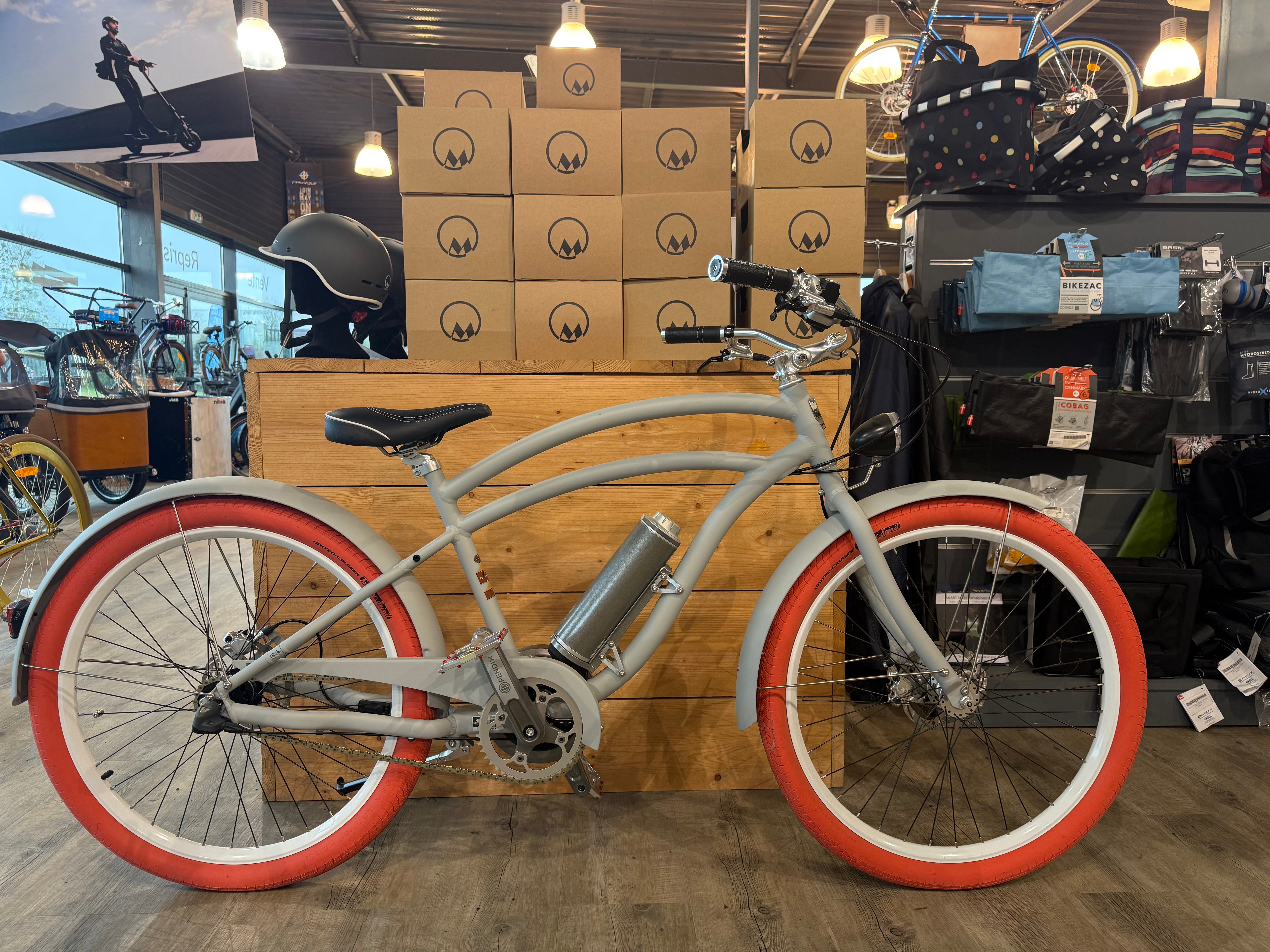 Vélo électrique Bocyclo Gris