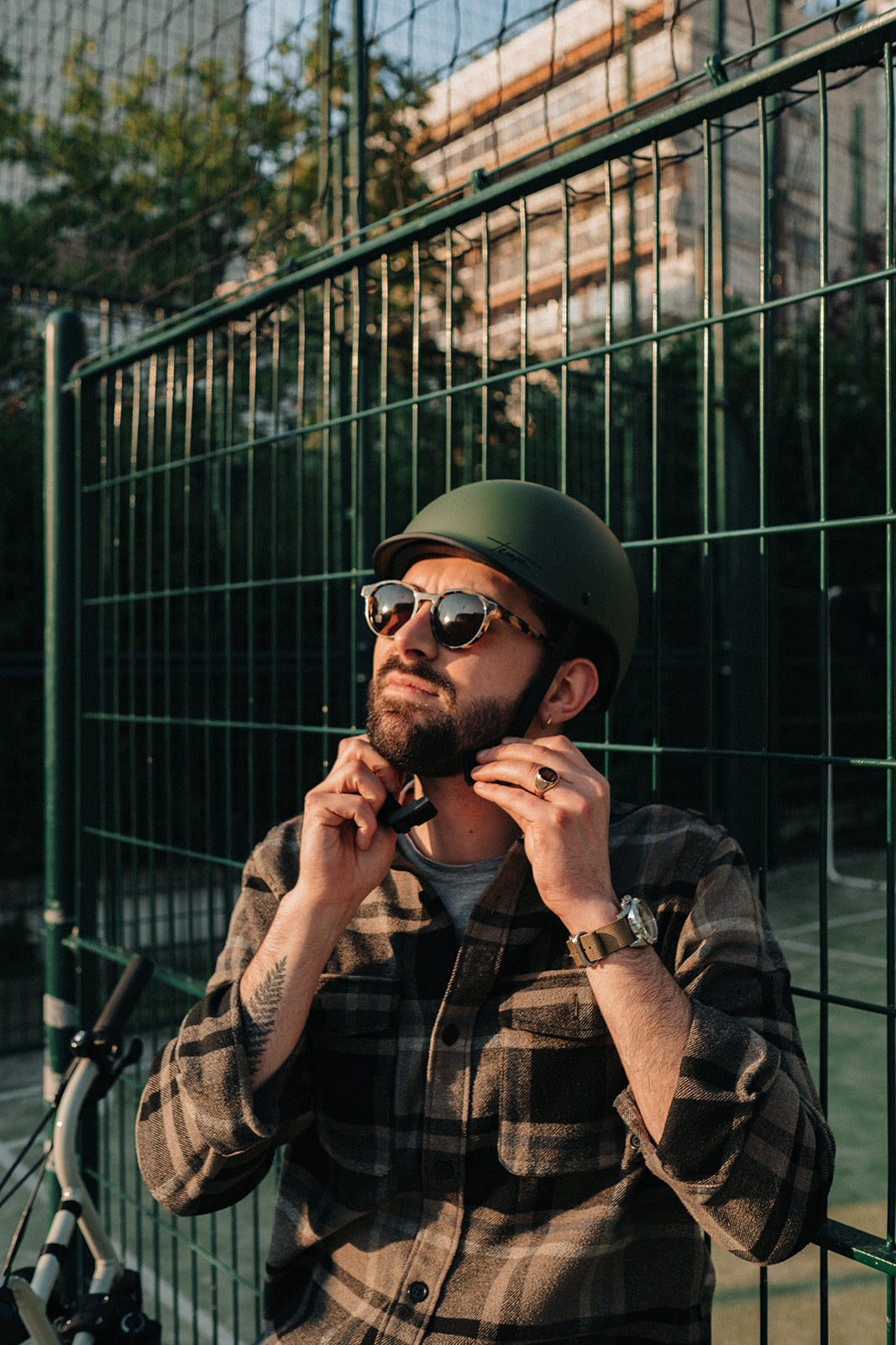 Mârkö Tempo Khaki Helmet